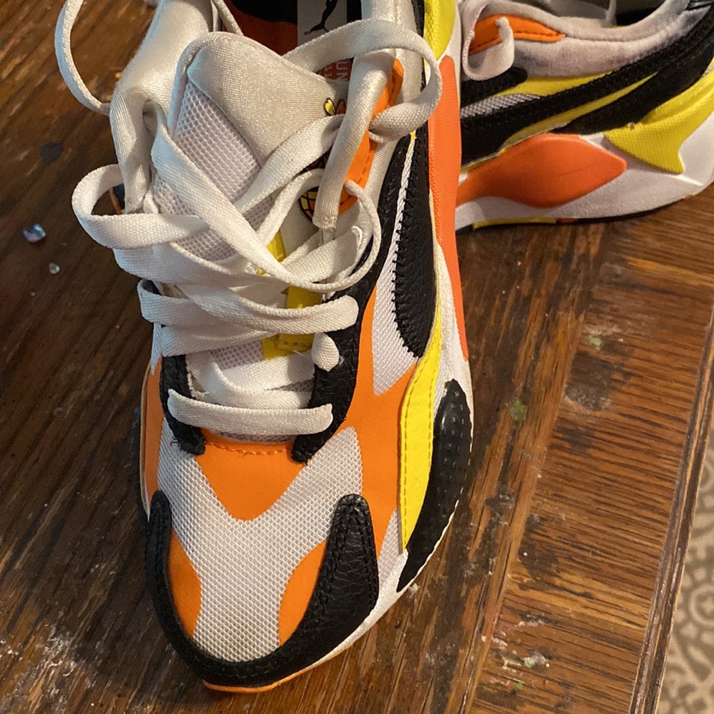 Puma - Picture 3 of 3